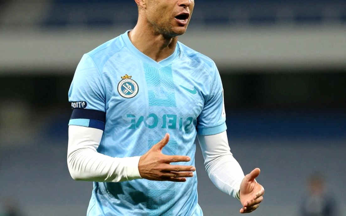 ২২ মিলিয়ন ইউরোর চুক্তি, ৪০ মিলিয়নের দাবি, আর ক্লাসিকোর আগে রিয়ালের 'না' — আদেয়েমির হিসাব আসলে কে দেবে?